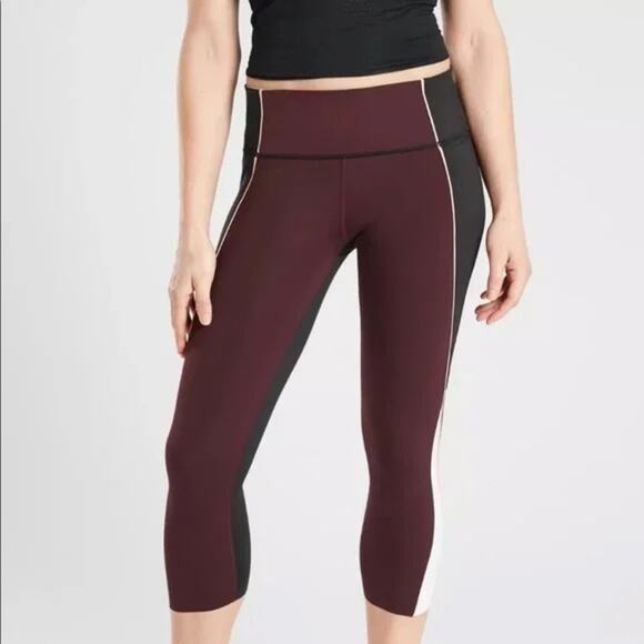 Athleta Velocity Burgundy Colorblock Capri Leggings Size Small - Picture 1 of 7